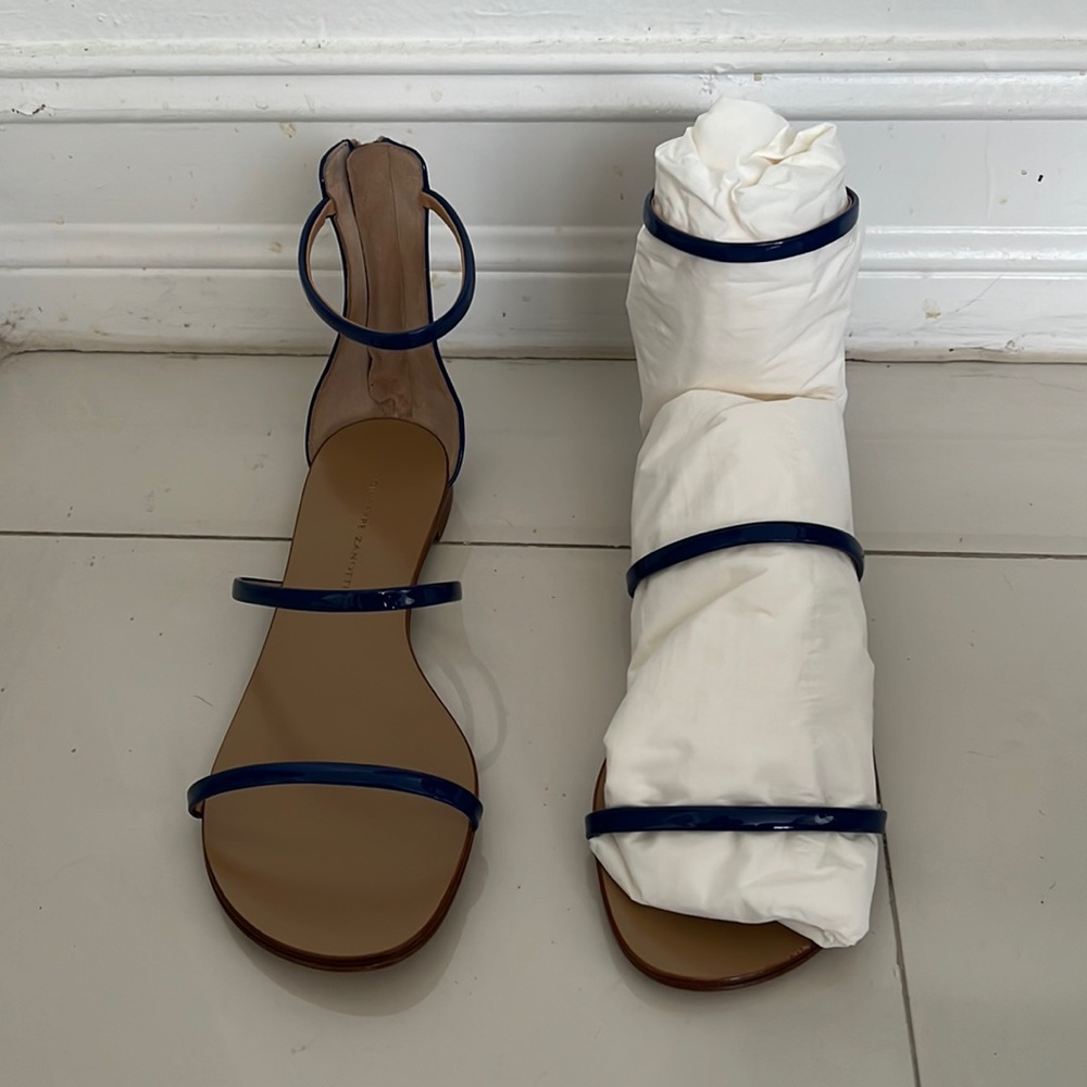 Giuseppe Zanotti flat blue sandal size 37